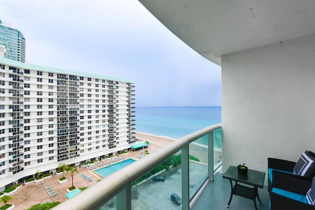 The Tides Hollywood 1/1 Condo Ocean Front W Pool Εξωτερικό φωτογραφία
